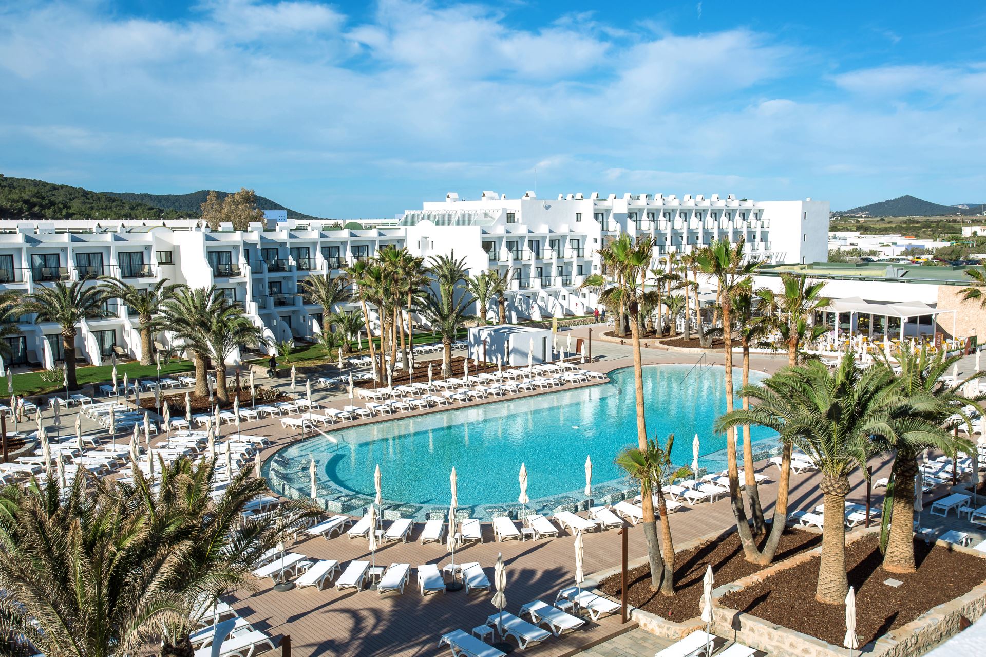 Grand Palladium White Island Resort & Spa - Ibiza Hiszpania - opis