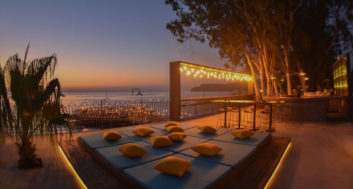 DOUBLETREE by Hilton Antalya Kemer Turcja - Udogodnienia