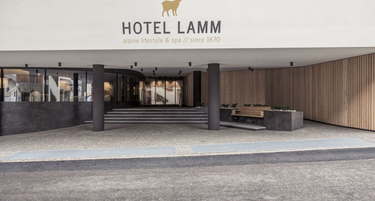 Hotel Lamm Kastelruth Włochy - Hotel