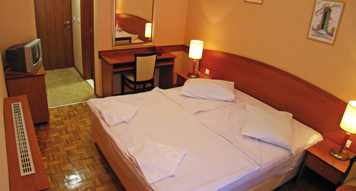 Hotel Adria Chorwacja - Hotel