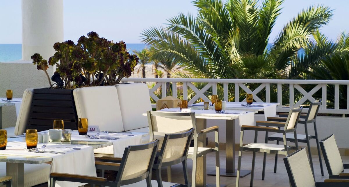 Radisson Blu Palace Resort & Thalasso Djerba Tunezja - Wyżywienie