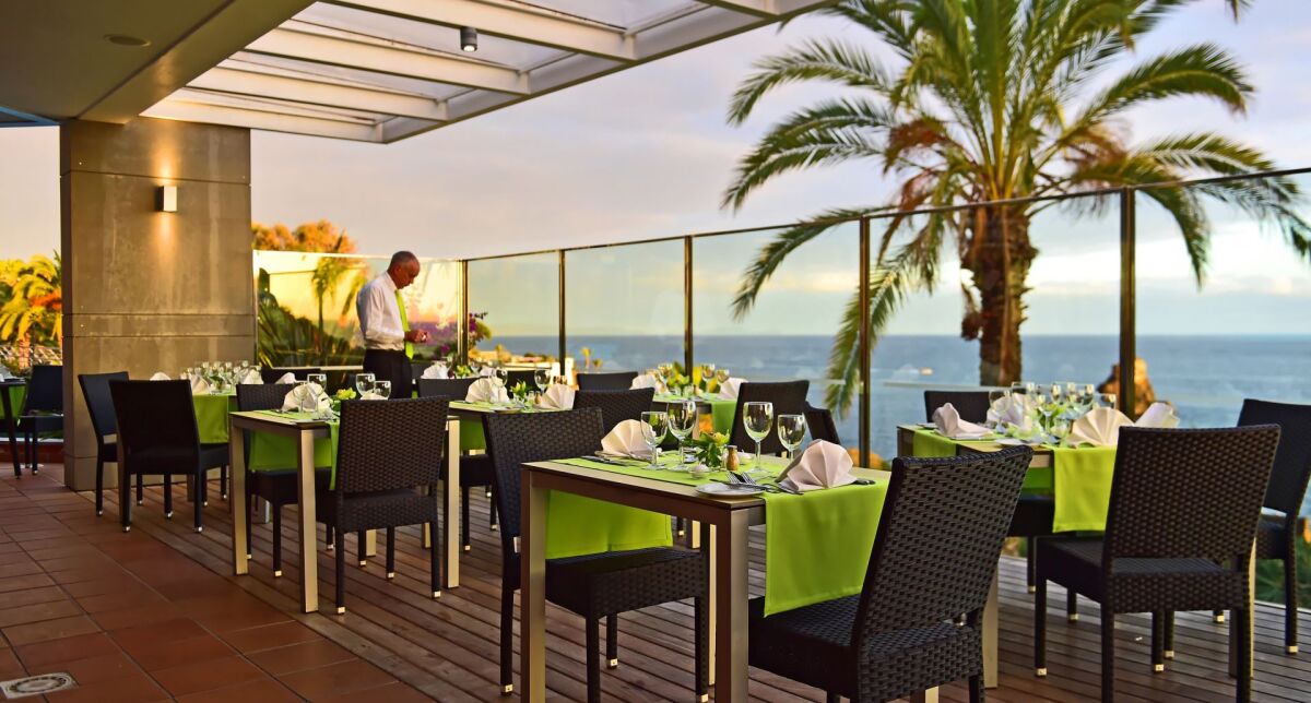 Pestana Promenade Premium Ocean SPA Resort  Portugalia - Wyżywienie