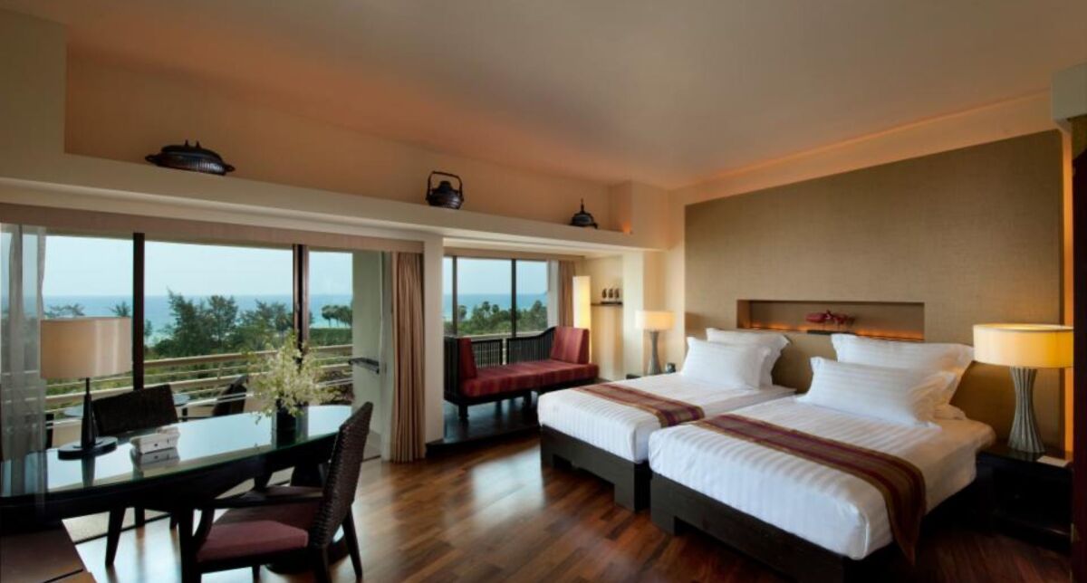 Hilton Phuket Arcadia Resort & Spa Tajlandia - Junior Suita z widokiem na morze