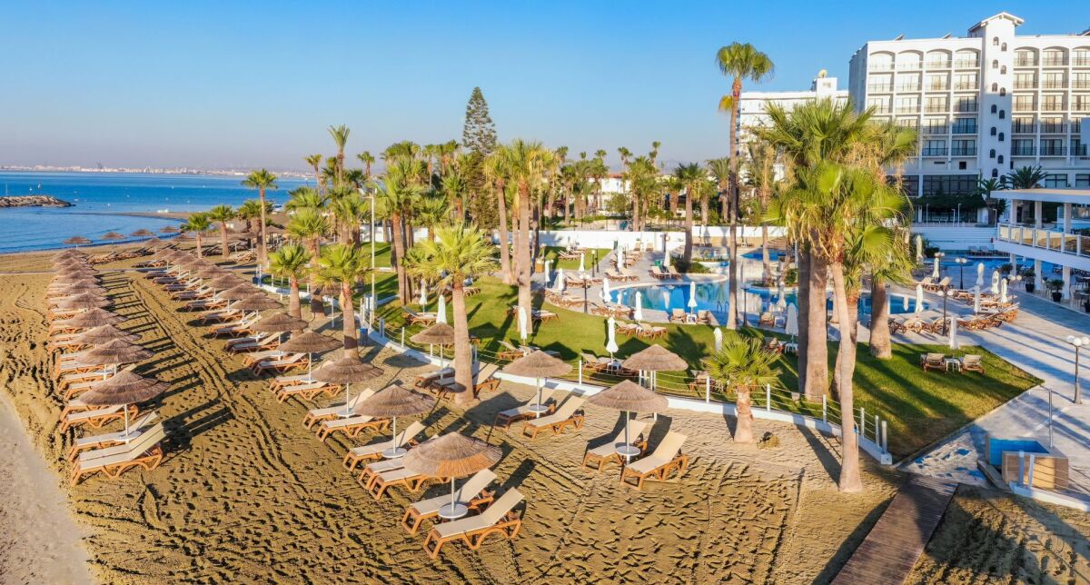 Golden Bay Beach Hotel Cypr - Hotel