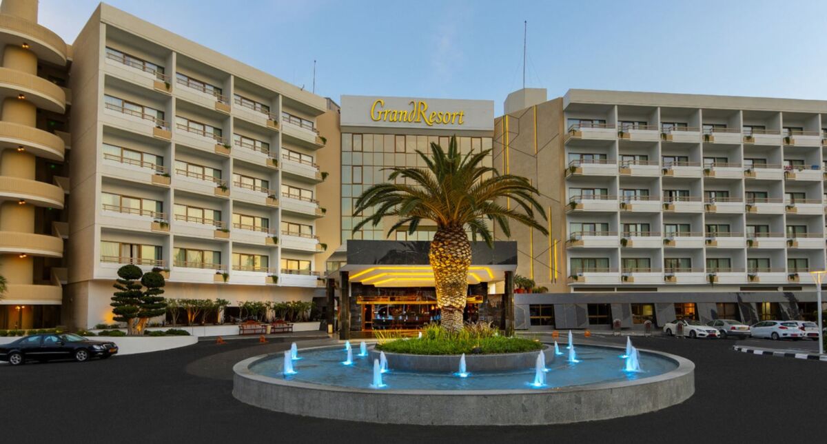 GrandResort Limassol Cypr - Hotel