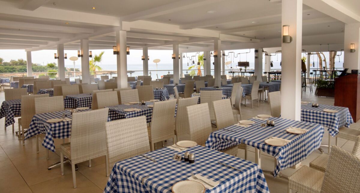 The Golden Coast Beach Hotel Cypr - Wyżywienie