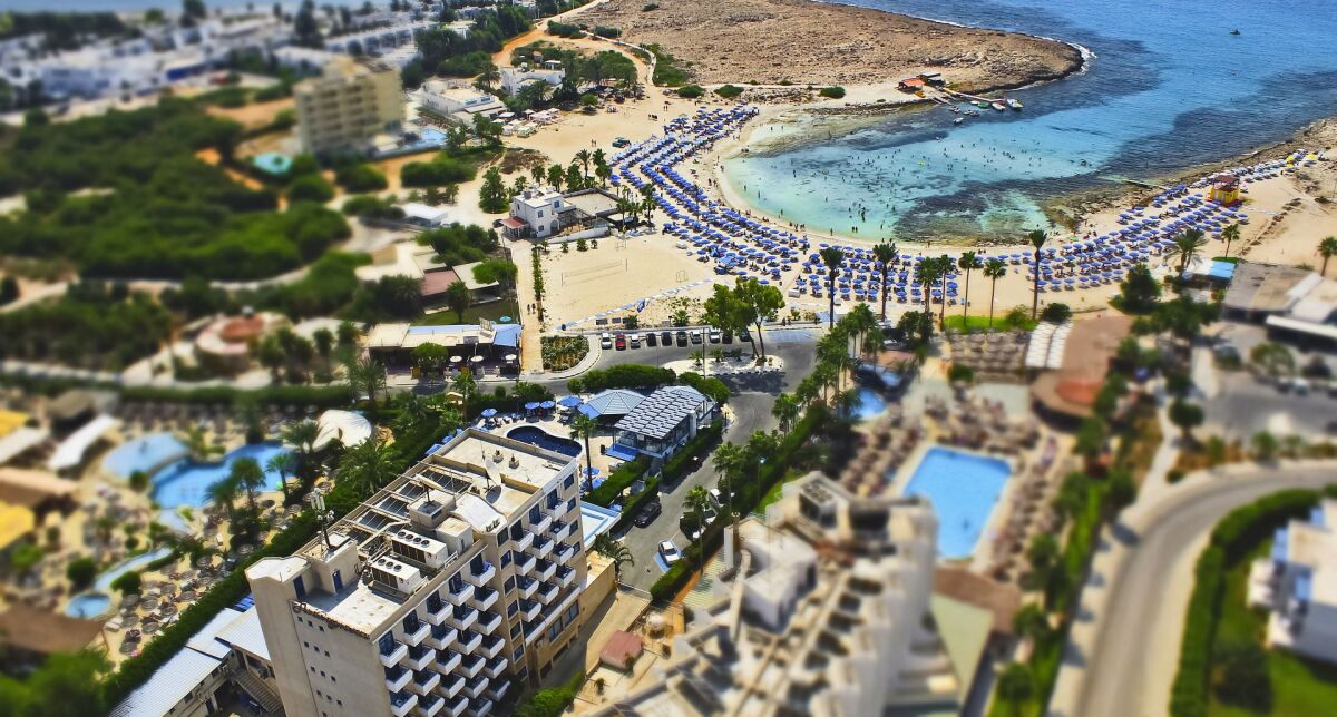 Anonymous Beach Cypr - Hotel