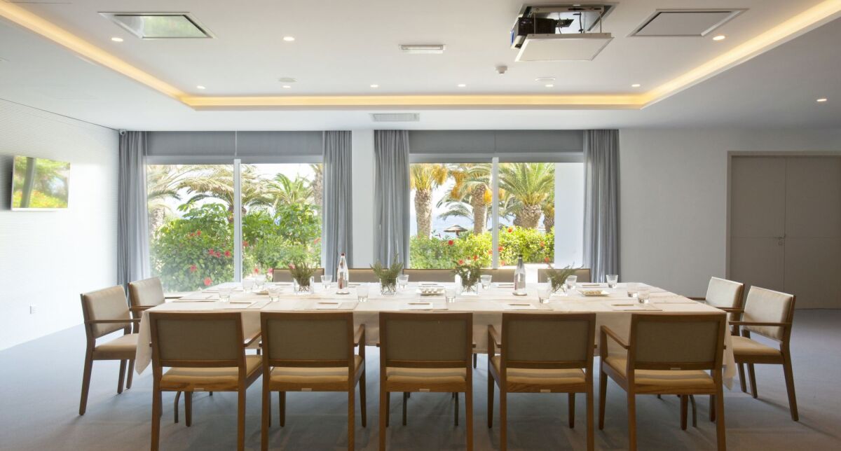 Hotel Alion Beach Cypr - Udogodnienia
