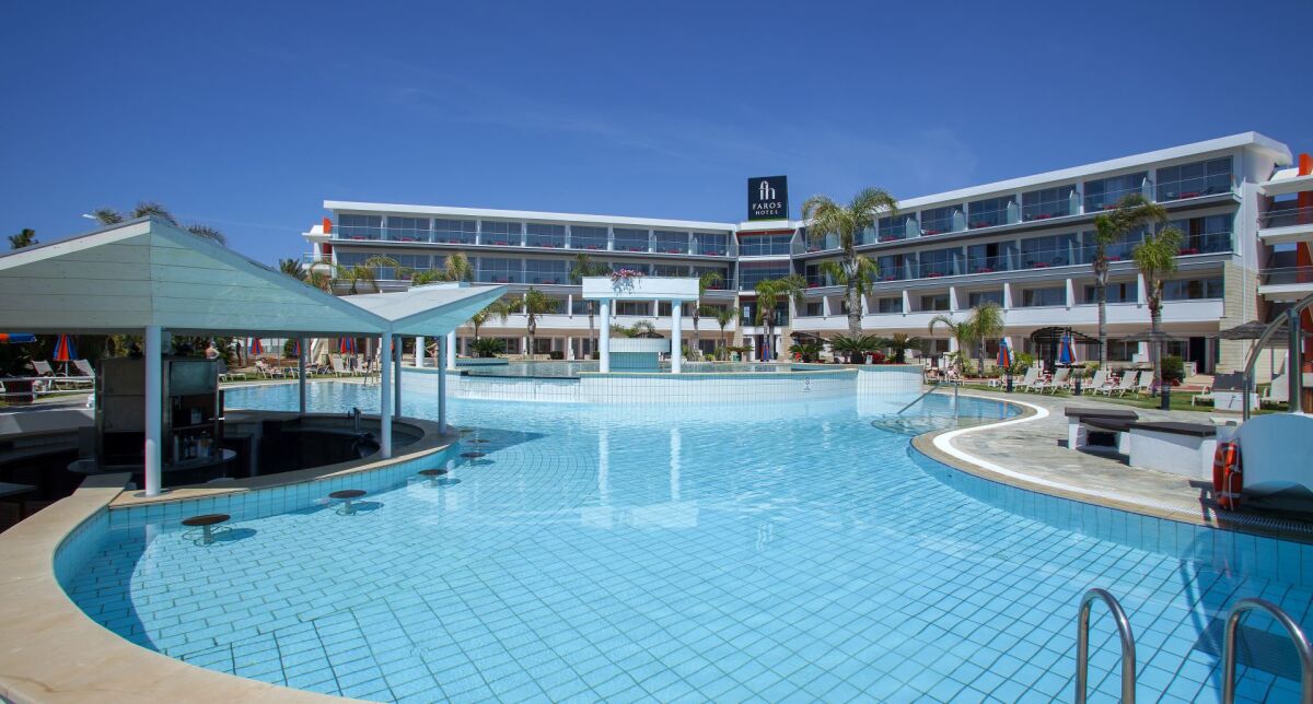 Hotel Faros Cypr - Udogodnienia