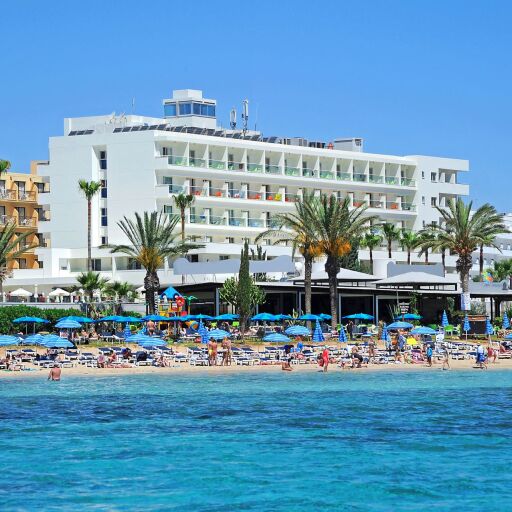 Nelia Beach Cypr - Hotel