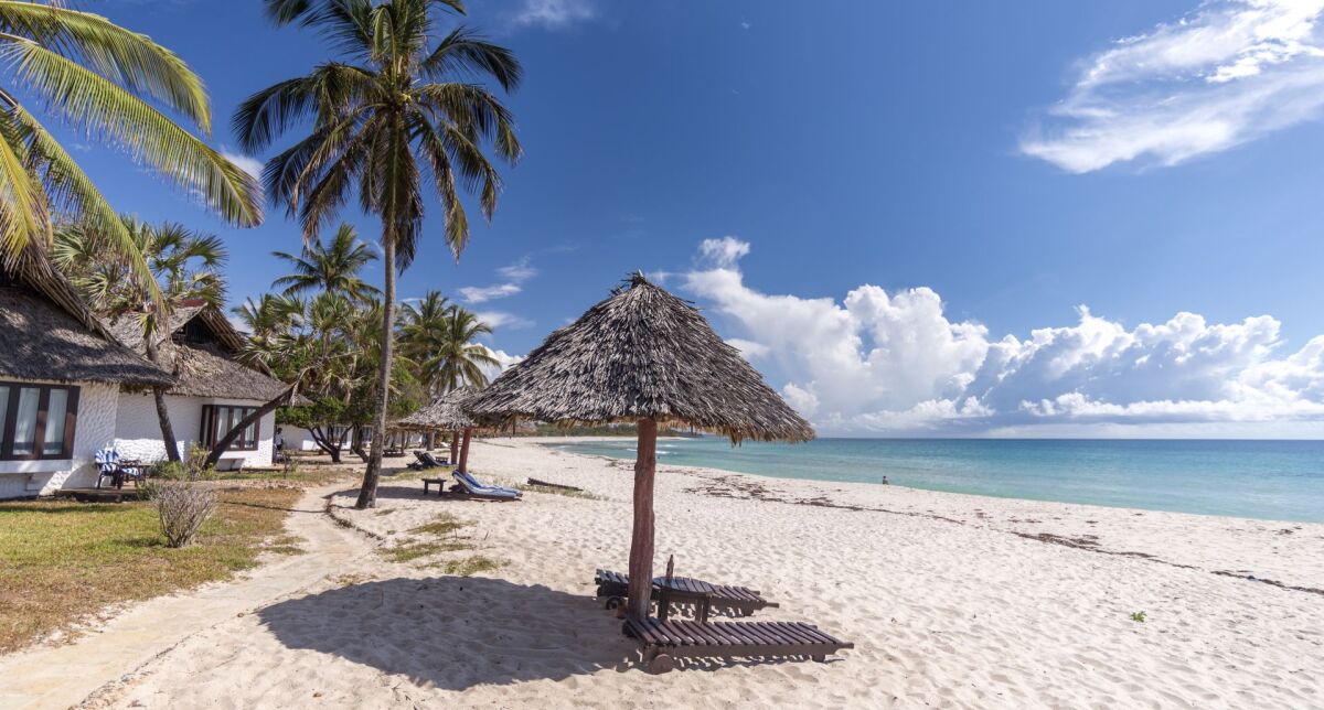 Jacaranda Indian Ocean Beach Resort    Kenia - Hotel