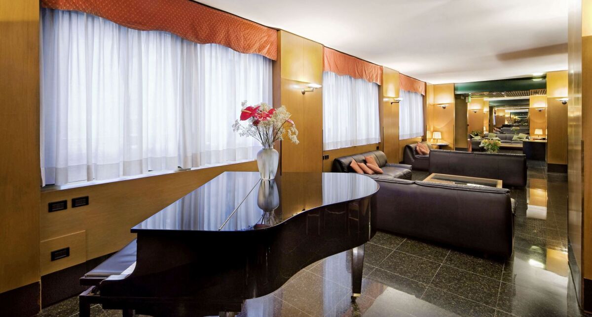 UNA Hotel Century Włochy - Hotel