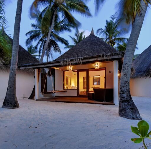 Angaga Island Resort & Spa Malediwy - Hotel