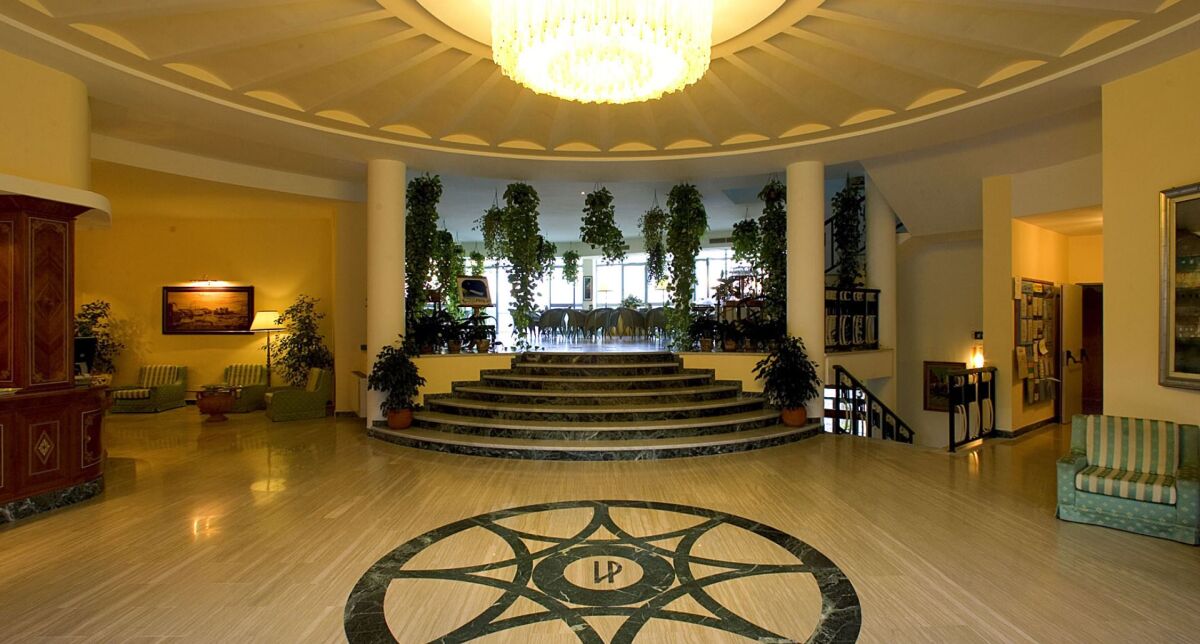 Grand Hotel President Włochy - Hotel