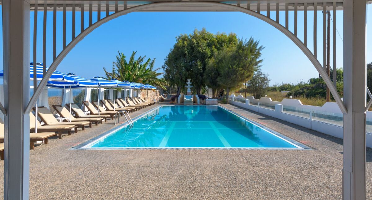 Nirvana Beach Grecja - Hotel