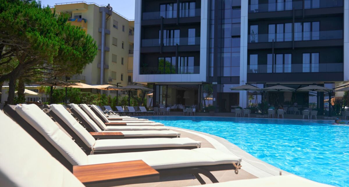 Supreme and SPA Albania - Hotel